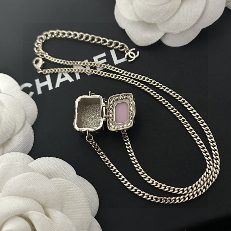 Ch**el necklaces
